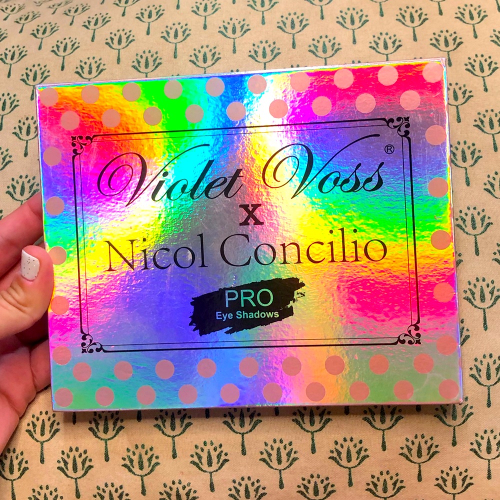 Violet Voss Pro Eyeshadow - Picture 2 of 4